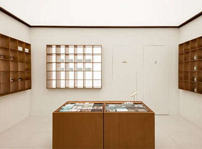 Steps步行皆祆舰店是若何突破传统装建设计手法的